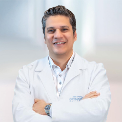 Doç. Dr. Emre Destegül